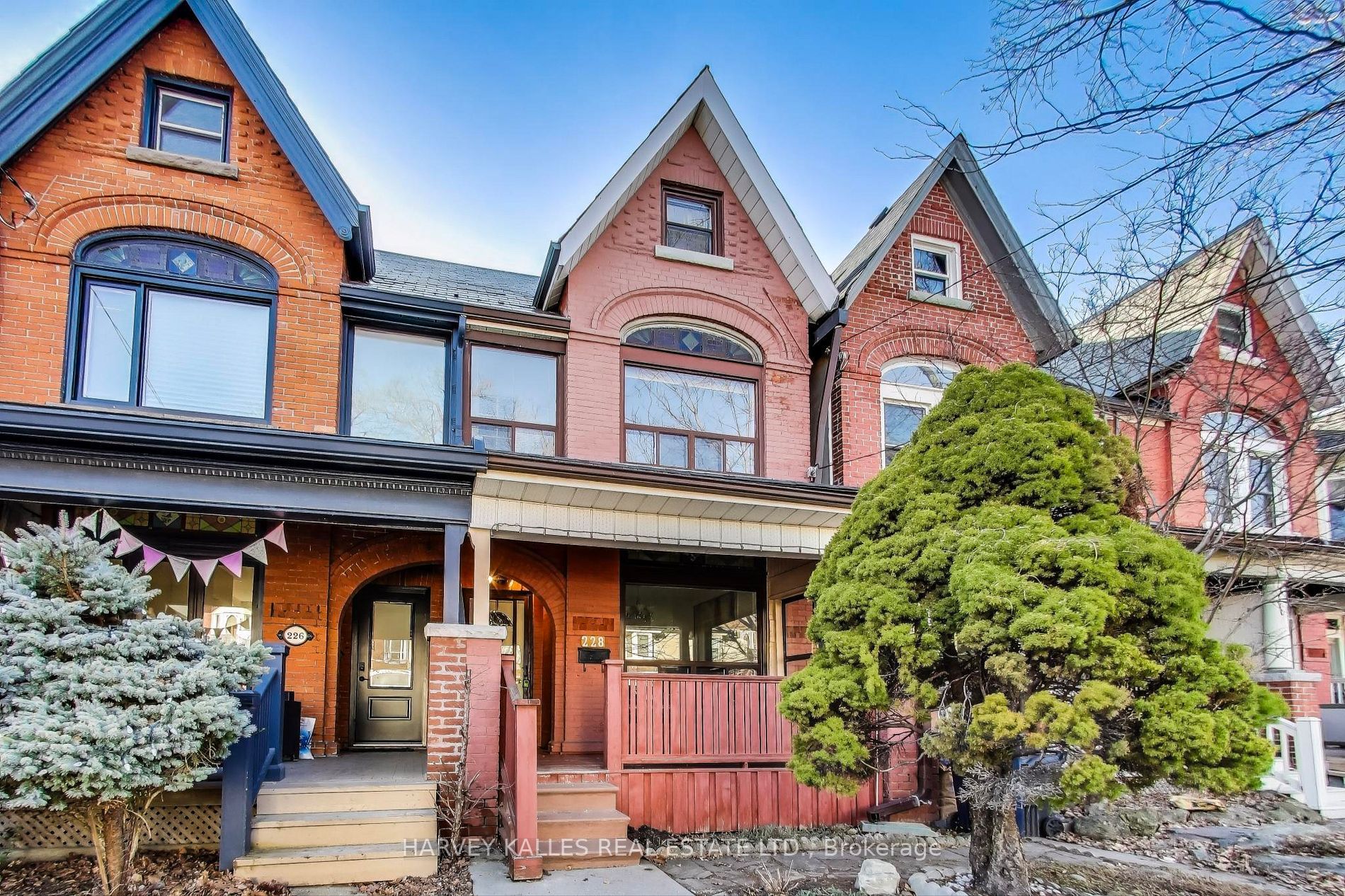 228 Fairview Ave — Sold by David Anderson Oey